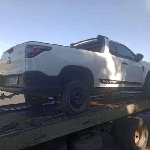 Fiscalização flagra carro com placa clonada em avenida movimentada de Guanambi