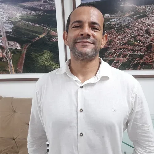 Grupo político aliado tenta derrubar Secretário Municipal de Saúde de Brumado