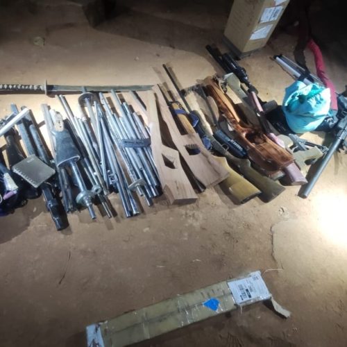 Homem suspeito de fabricar armas de fogo clandestinas é preso em Riacho de Santana