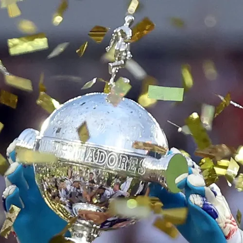 Libertadores 2025 define semifinalistas; Flamengo e Palmeiras seguem como representantes do Brasil