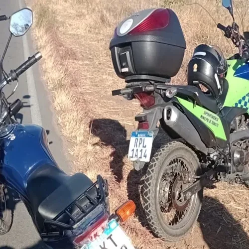 Motociclista é autuado após praticar malabarismo e pilotar sem CNH em Guanambi