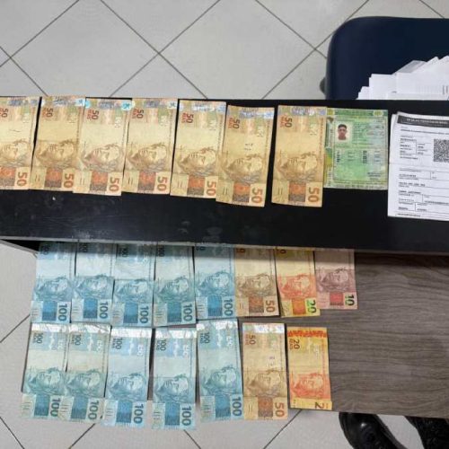 Motorista é preso por tentativa de suborno após transporte irregular de peças em Tanhaçu