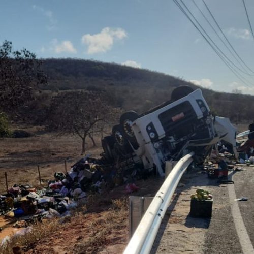 Motorista fica em estado grave após capotamento na BA-026 entre Rio do Antônio e Caculé