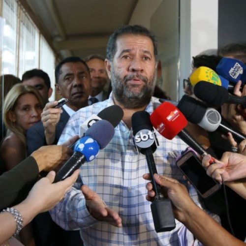 PDT desafia Lula e vota contra aumento do IOF, sinalizando possível distanciamento para 2026