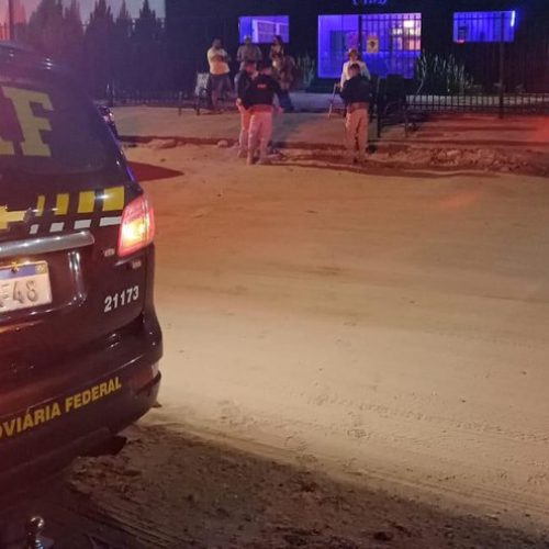 PRF resgata adolescente de 17 anos por suspeita de exploração sexual em Luís Eduardo Magalhães 
