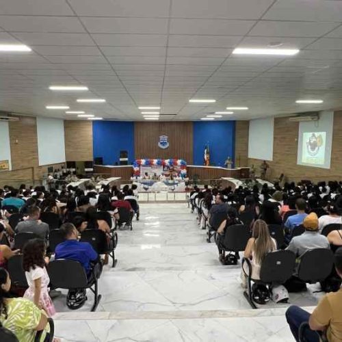 PROERD forma 224 alunos em Brumado e fortalece laço entre escolas, famílias e PM