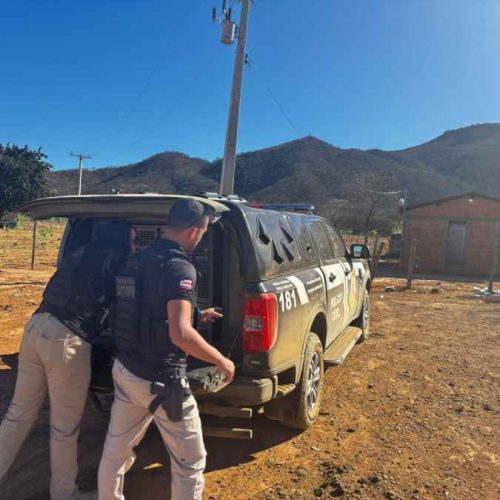 Polícia Civil prende suspeito de pornografia infantil e corrupção de menores na zona rural de Muquém de São Francisco