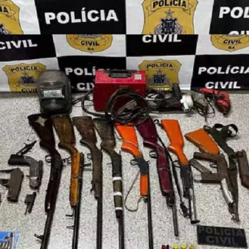 Polícia desmonta fábrica clandestina de armas em Jaguaquara
