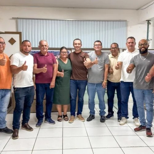 Prefeito de Brumado se reúne com vereadores para tratar de avanços importantes para o município