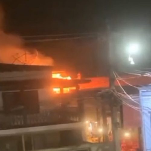 Princípio de incêndio atinge churrascaria na Praça da Prefeitura em Brumado