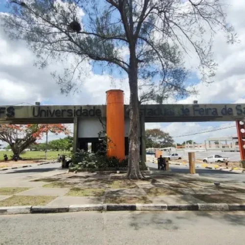 Rombo milionário e sumiço de equipamentos colocam UEFS na mira do TCE-BA