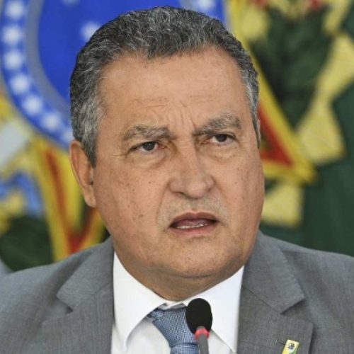 Rui Costa sinaliza candidatura ao Senado, mas diz que aguarda conversa com Lula em 2026