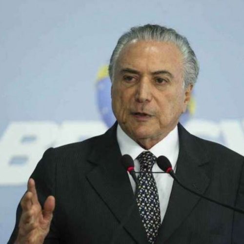 Temer vê falta de substituição no governo Lula e defende semipresidencialismo para evitar impeachment