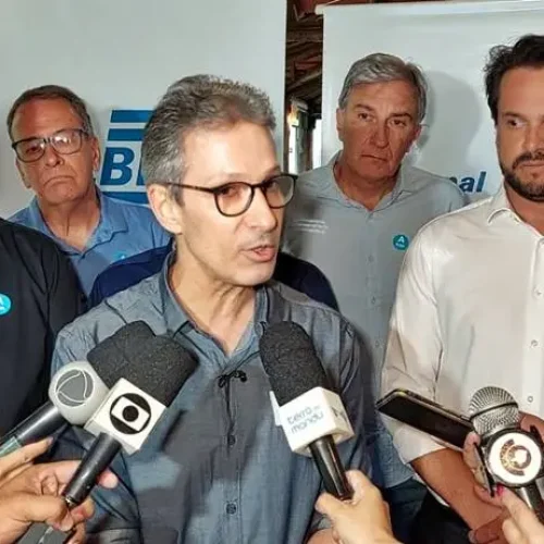 Zema chama Bolsonaro de ‘maior liderança da oposição’