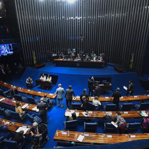 Pedido de impeachment contra Flávio Dino se soma a outras 54 ações pendentes no Senado