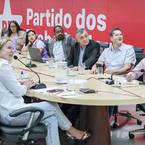 PT pode usar modelo híbrido de urna eletrônica e cédula em eleição interna