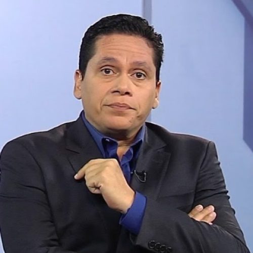 Uziel Bueno provoca Zé Eduardo ao vivo: “Aqui não tem lugar pra boca mole”